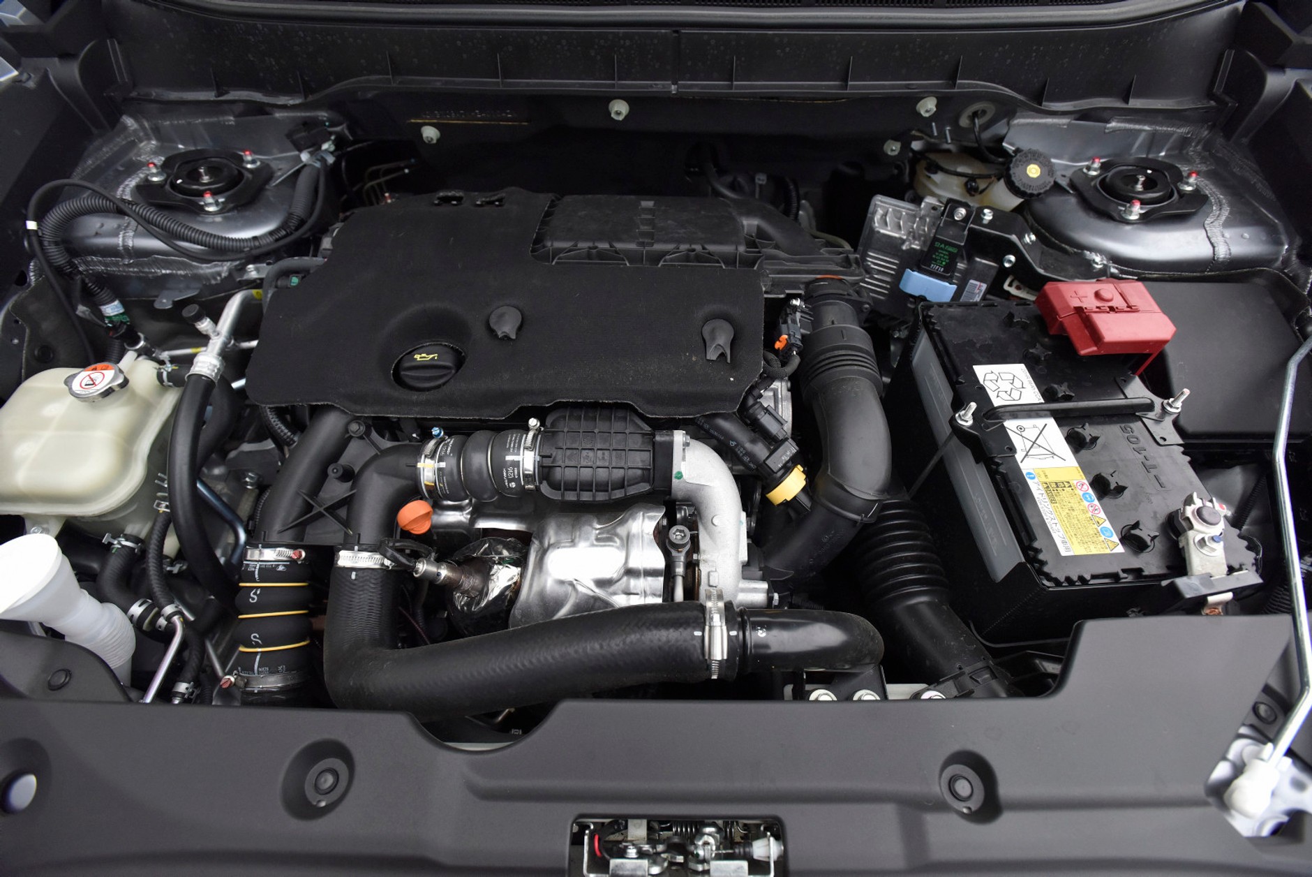 Nieduże silniki, wysokie ceny - Mitsubishi ASX, Nissan Qashqai, Peugeot 3008