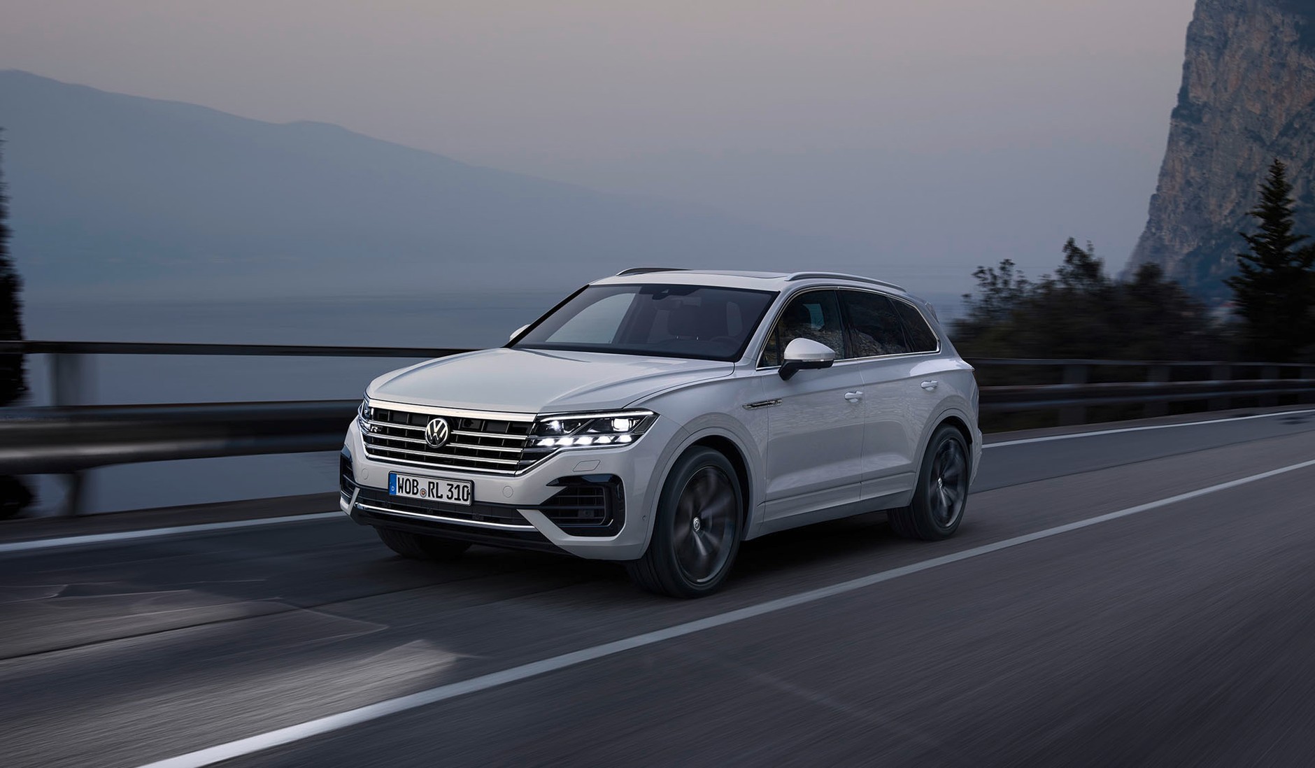 Volkswagen Touareg - bardziej limuzyna niż terenówka