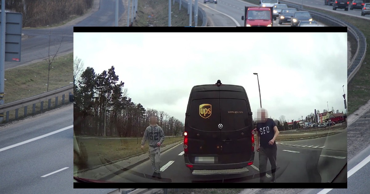 Atak kuriera na kierującą jadącą lewym pasem
