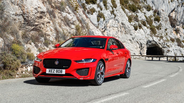 Jaguar XE P250