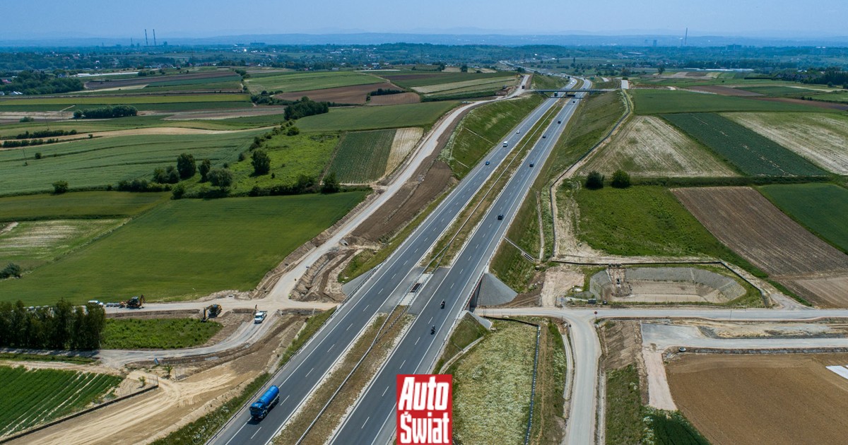 GDDKiA otworzyła obie jezdnie na drodze S7. Wkrótce otwarte zostaną też dwa węzły