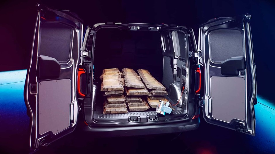 VW Transporter 2025