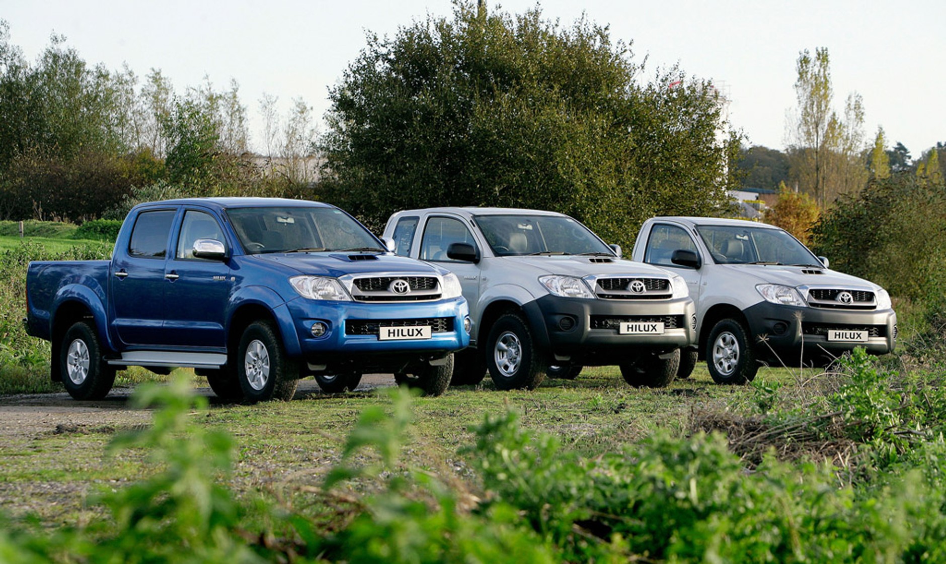 Używana Toyota Hilux: ciężarówka 4x4