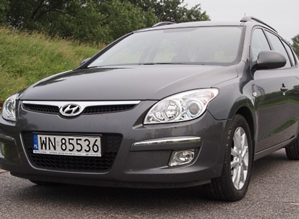 Hyundai i30 CW 1.6 CRDi (2007 - 2012) : głos rozsądku. Test i opinie