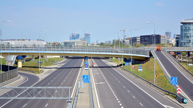 Droga S79. Do lipca 2022 r. utrudniony będzie dojazd w stronę lotniska Chopina