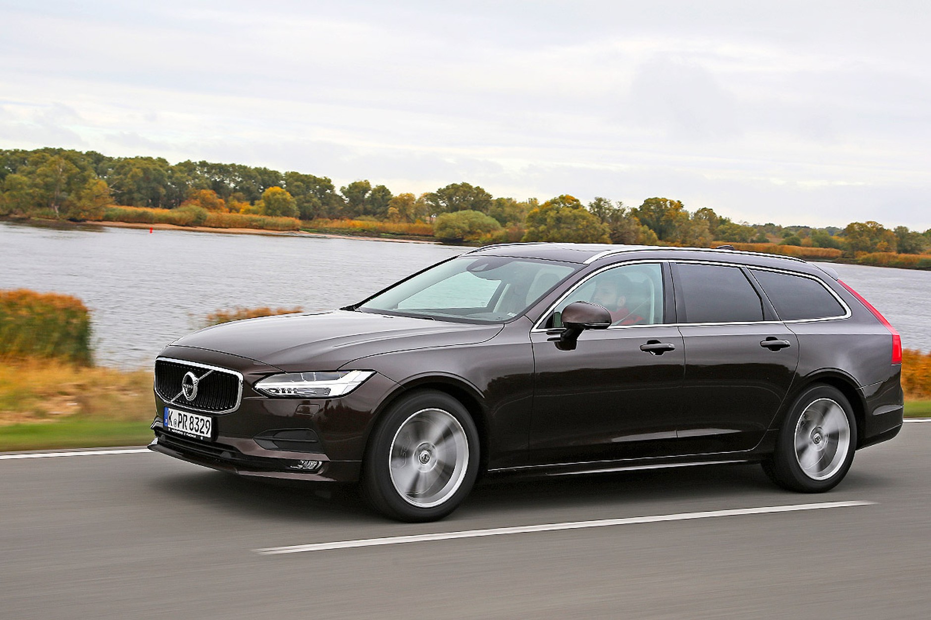 Volvo V90 D4 AWD