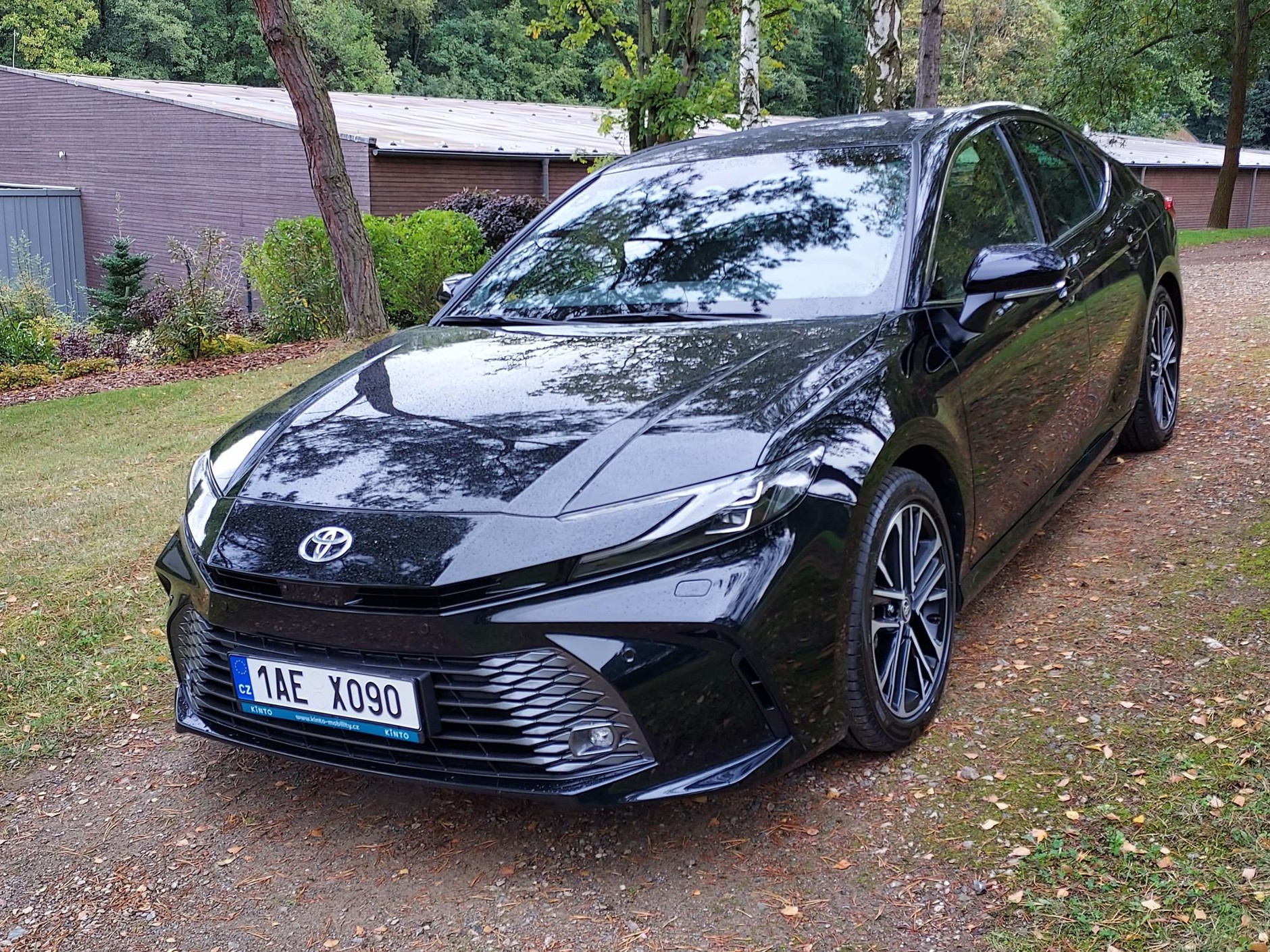 Toyota Camry 9. generacji