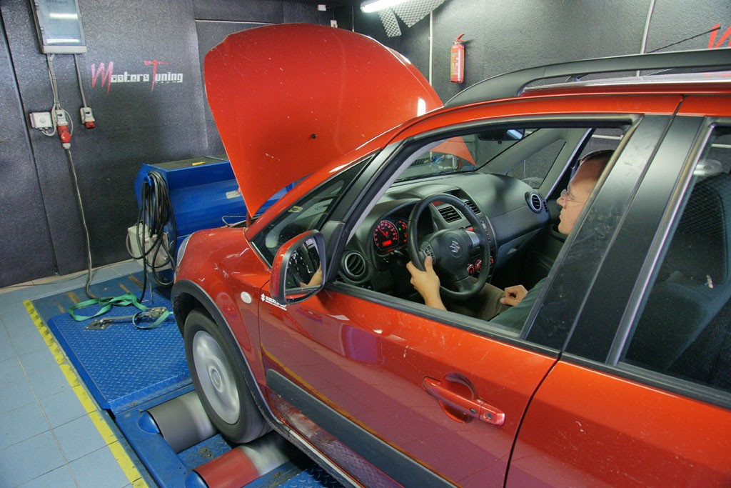 W poszukiwaniu straconych koni. Zobacz, kiedy warto odwiedzić hamownię podwoziową?