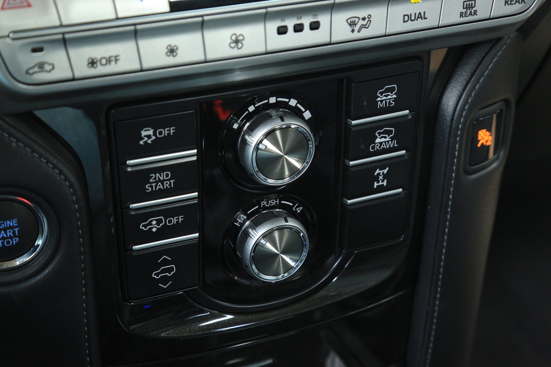 Toyota Land Cruiser 2.8 D-4D 204 KM 6 A/T 4×4