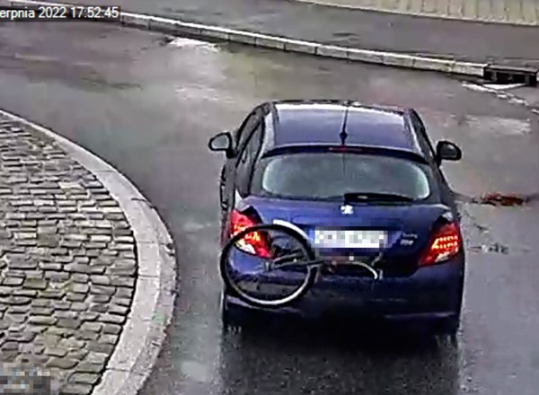 Potrącił rowerzystę, po czym zawiózł go do szpitala, a rower do domu. Teraz grozi mu więzienie