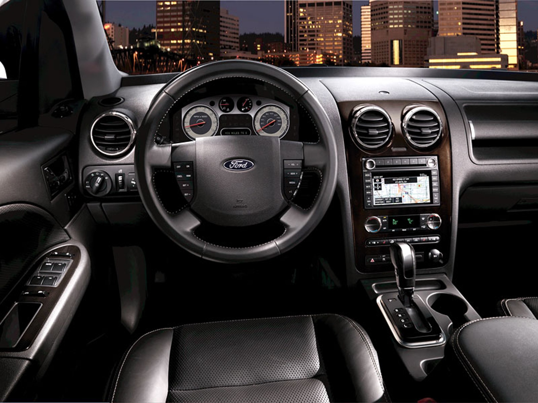 Ford zakończy produkcję modeli Taurus X i Mercury Sable