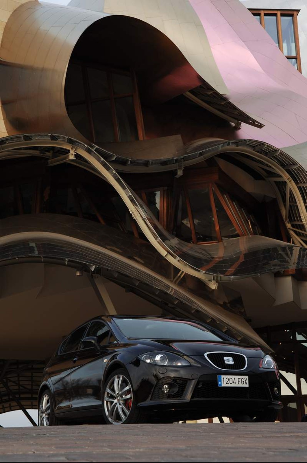 Seat Leon Cupra – szczegółowe dane najmocniejszego Seata