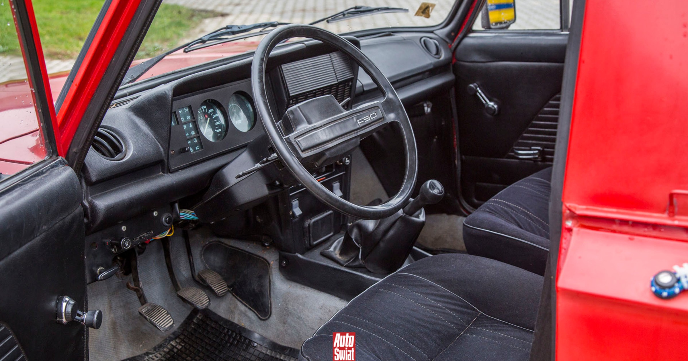 Prosty quiz o autach PRL. 10 pytań. Nie chwal się wynikiem, jeśli masz poniżej 8/10 [QUIZ]