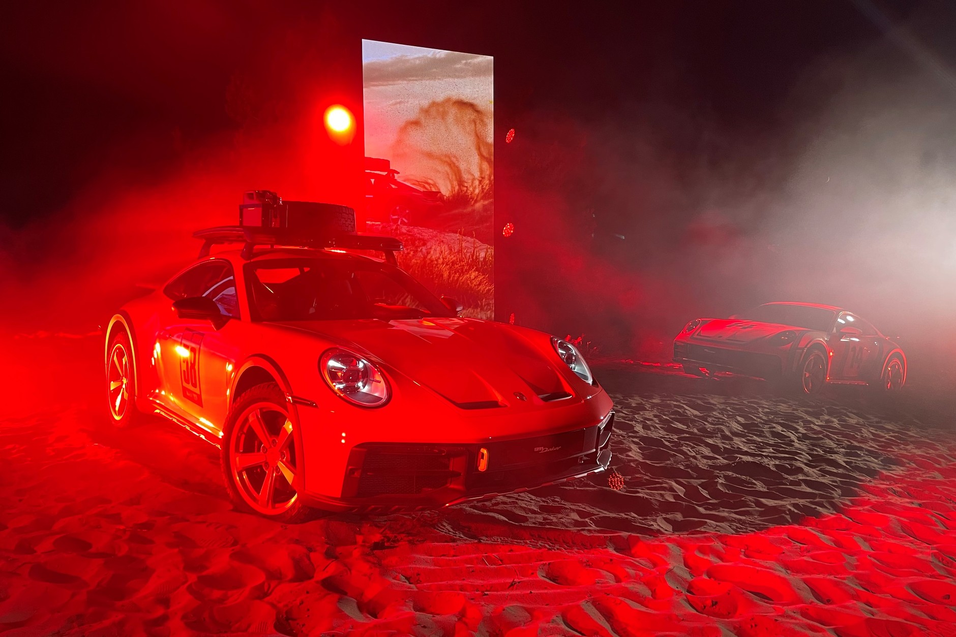 Porsche 911 Dakar RED58 Special w hołdzie Sobiesławowi Zasadzie