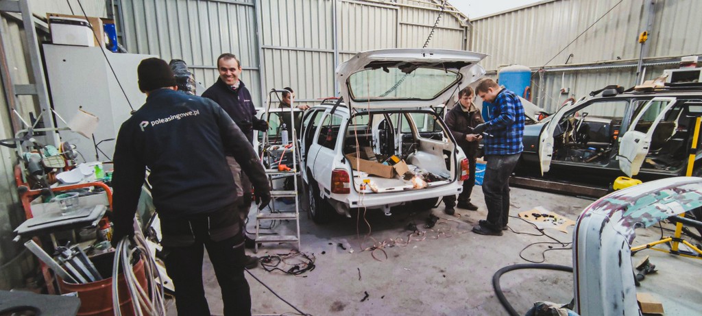 #SiemaSierra, czyli odbudowany Ford Sierra podarowany na aukcję Fundacji WOŚP