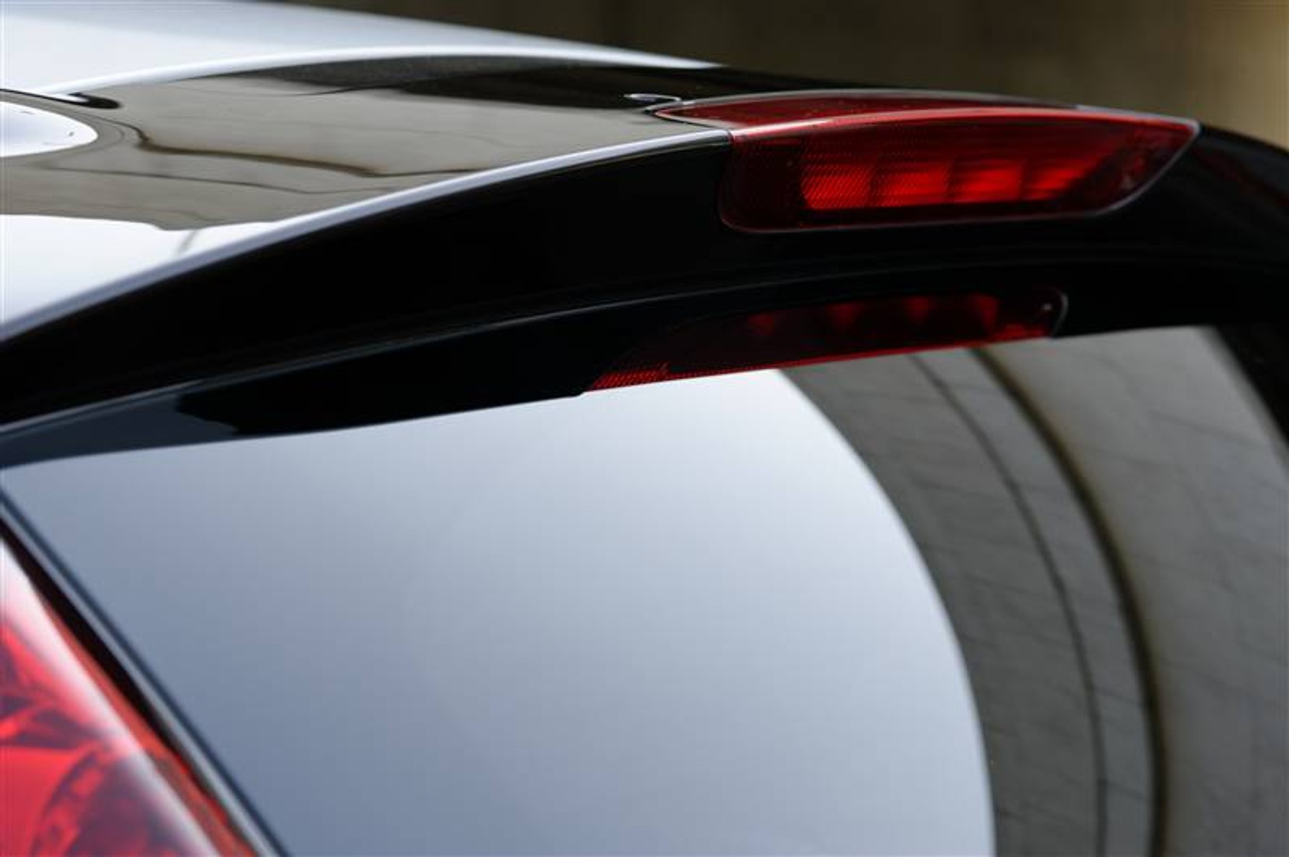 EVER - MONACO 2010: europejska prezentacja ekologicznych technologii Mitsubishi