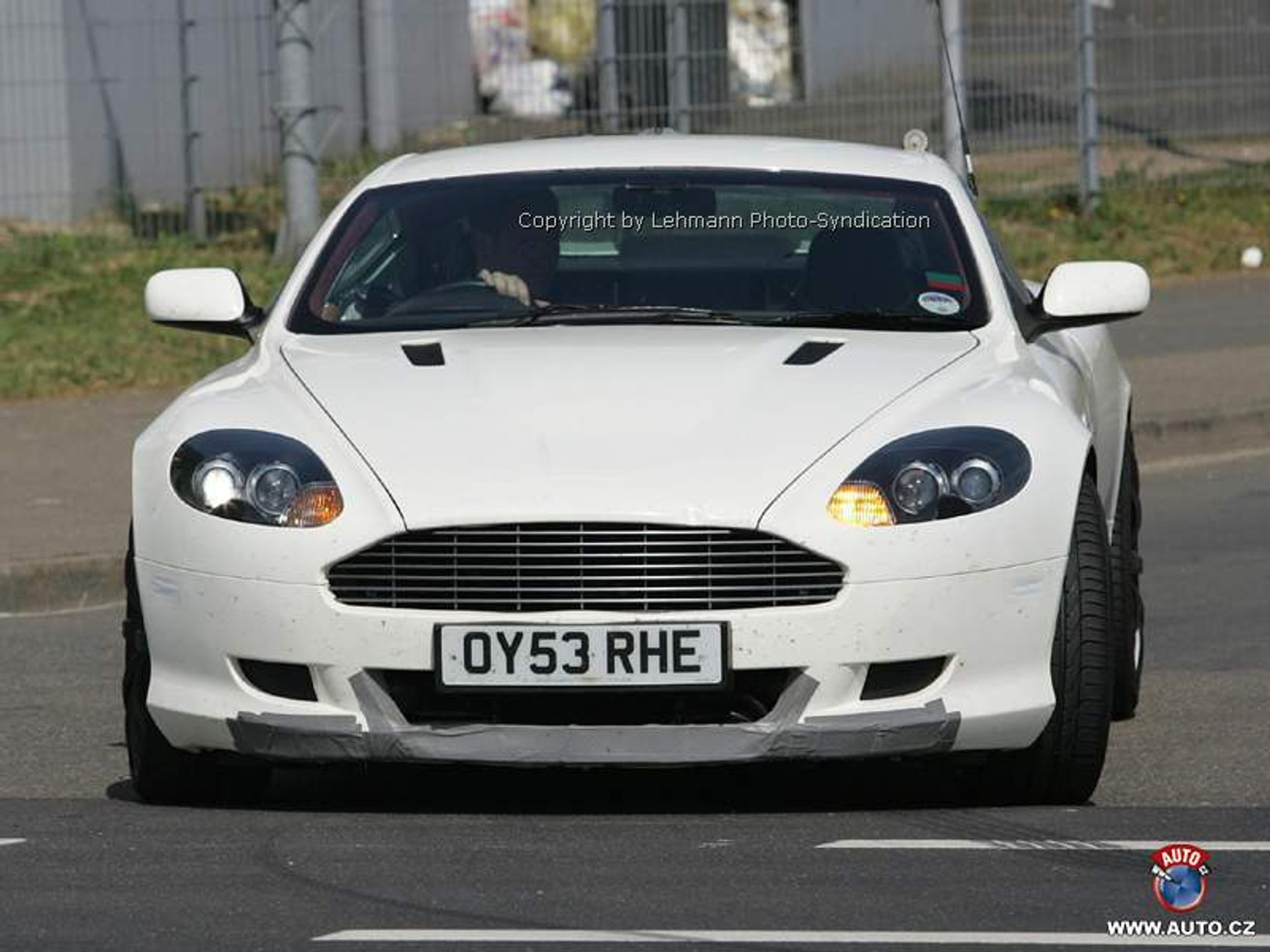 Spy Photos: Aston Martin DBS i V8 Roadster