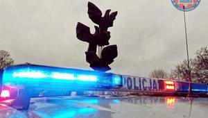 Pościg w Szczecinie. Ucieczkę kierowcy Renault zakończył tramwaj