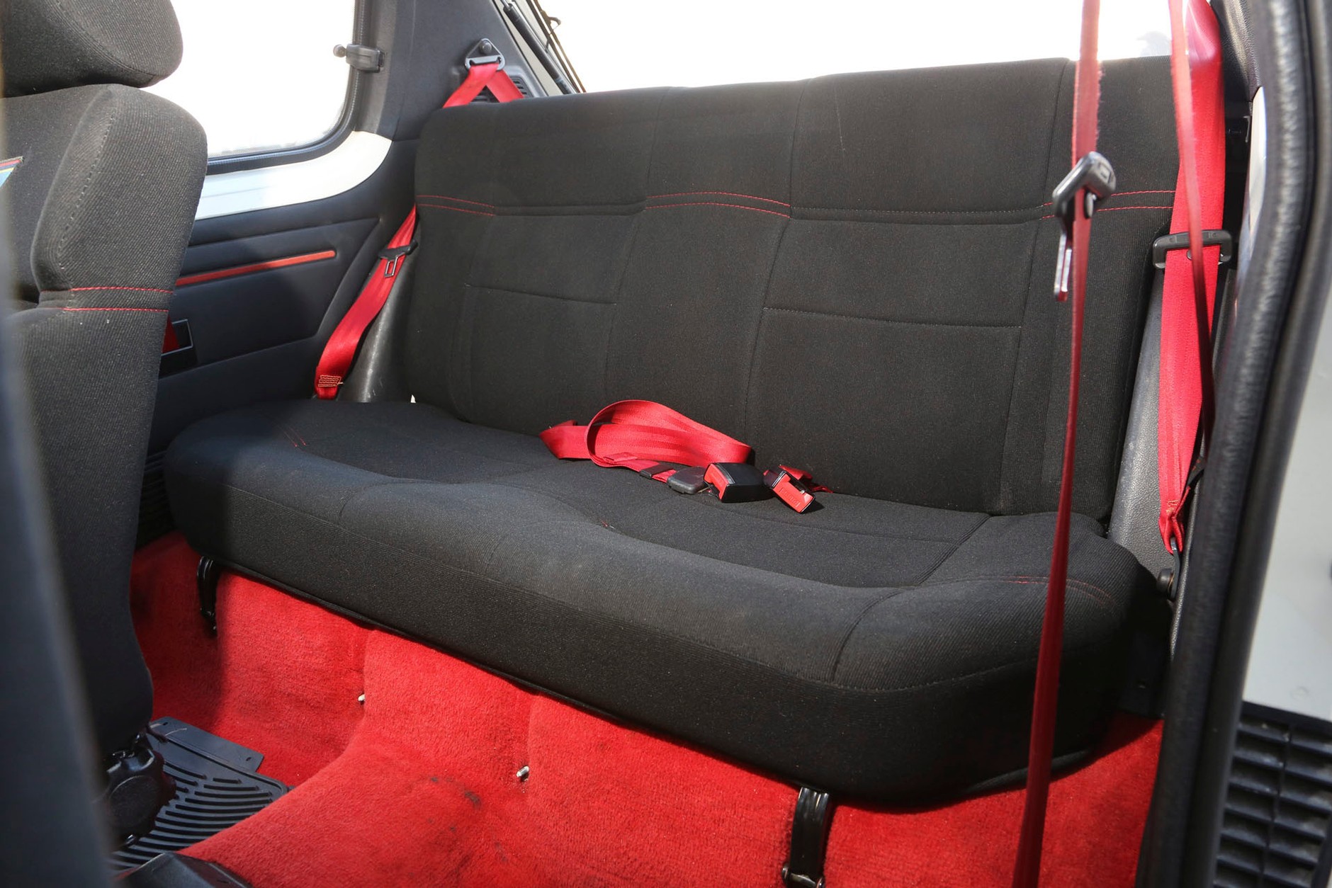 Peugeot 205 Rallye 1.9 - rajdówka wagi lekkiej