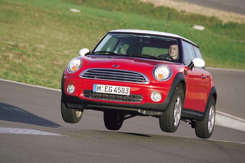 Mini Cooper, Citroen C2, VW Polo, Peugeot 207, Suzuki Swift - Czy nowe Mini przeskoczy wszystkich?