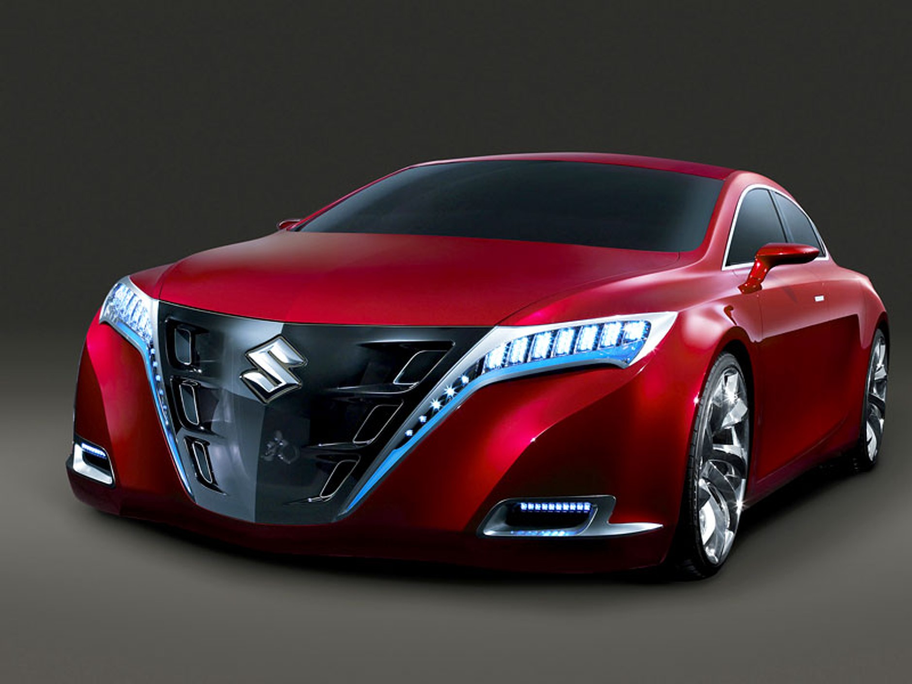 IAA Frankfurt 2007: Suzuki Kizashi – atak na klasę średnią