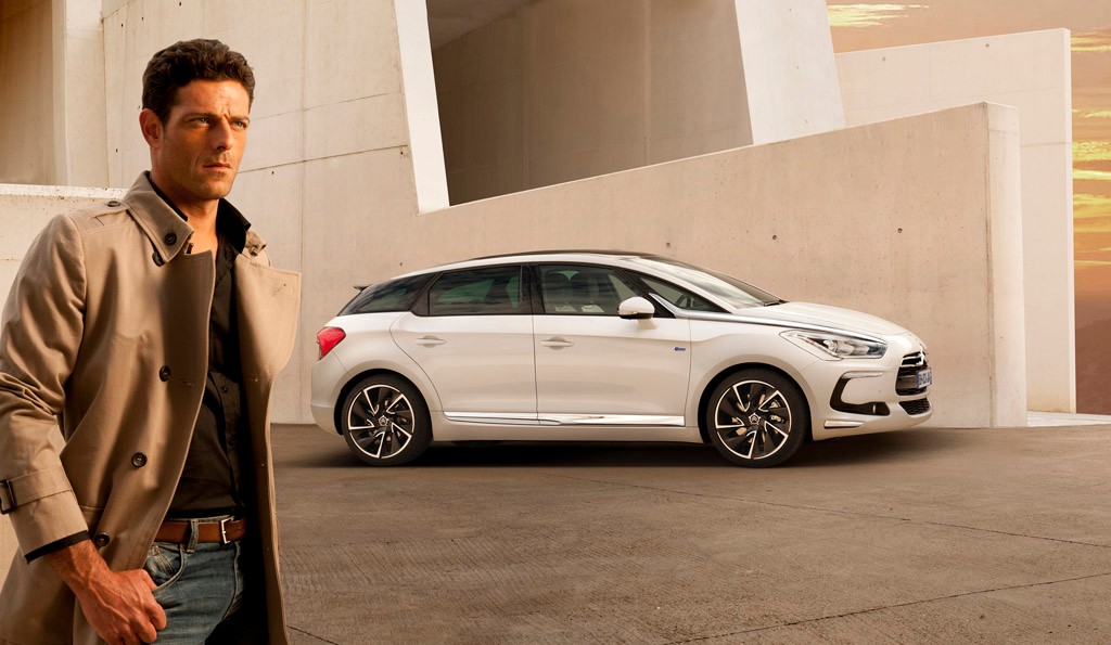 Citroen DS5 Hybrid4: C5 dla wymagających