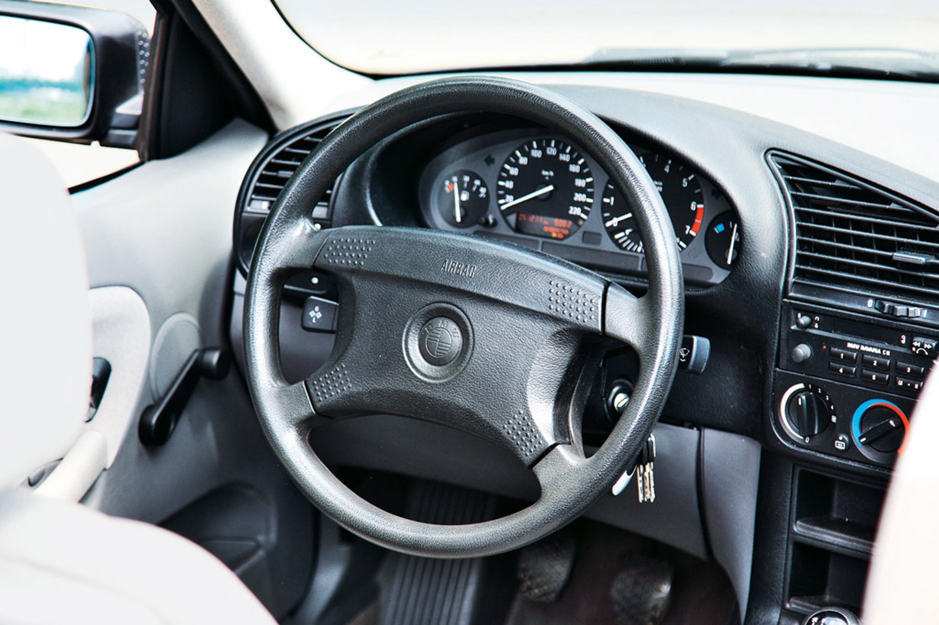 BMW E 36 Baur: kabriolet dla całej rodziny