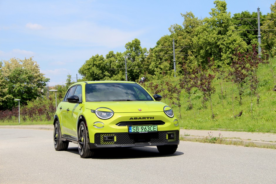 Abarth 600e Scorpionissima