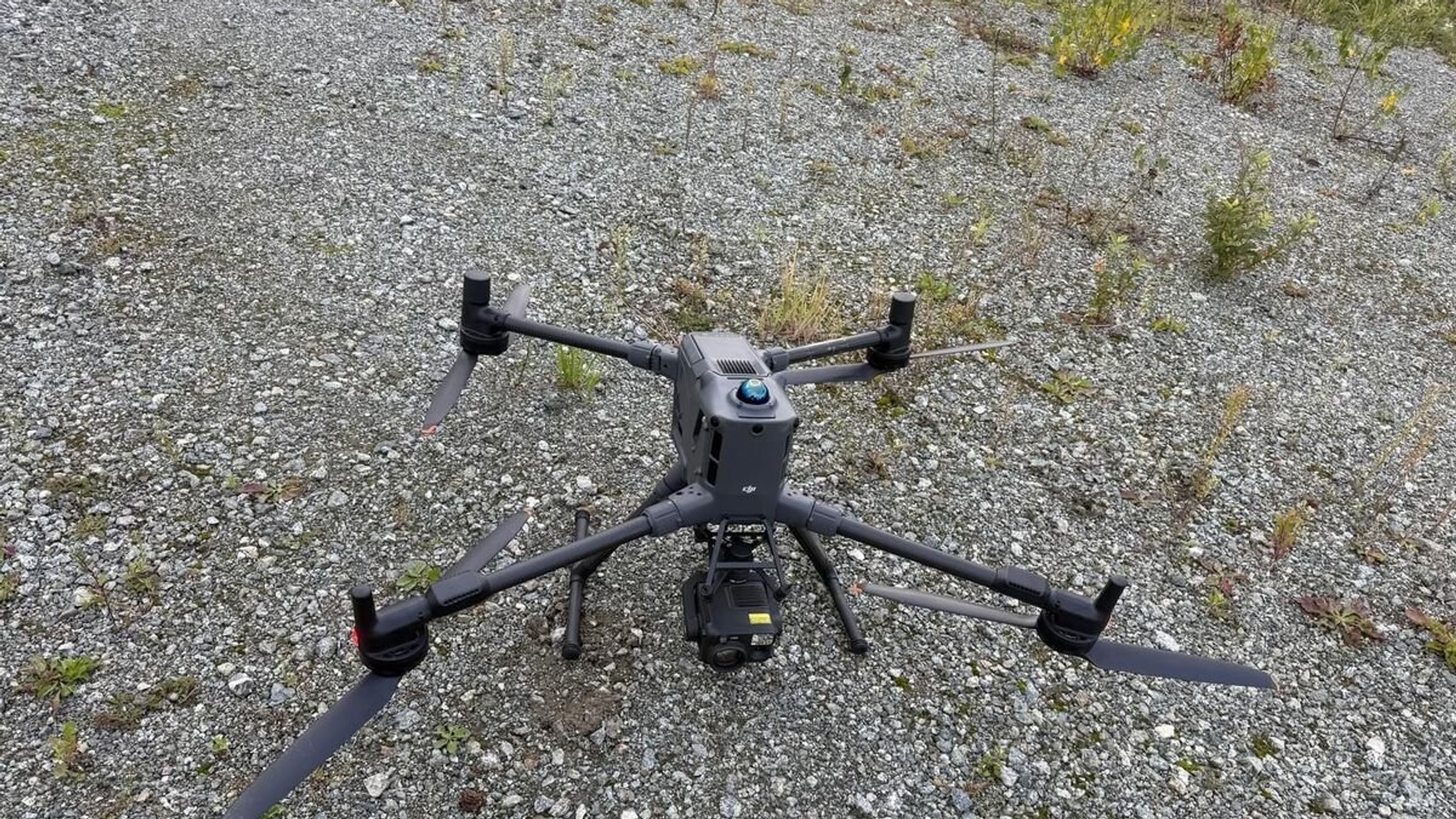 Dron nad przejazdami kolejowymi. "Bezpieczny przejazd kolejowy”