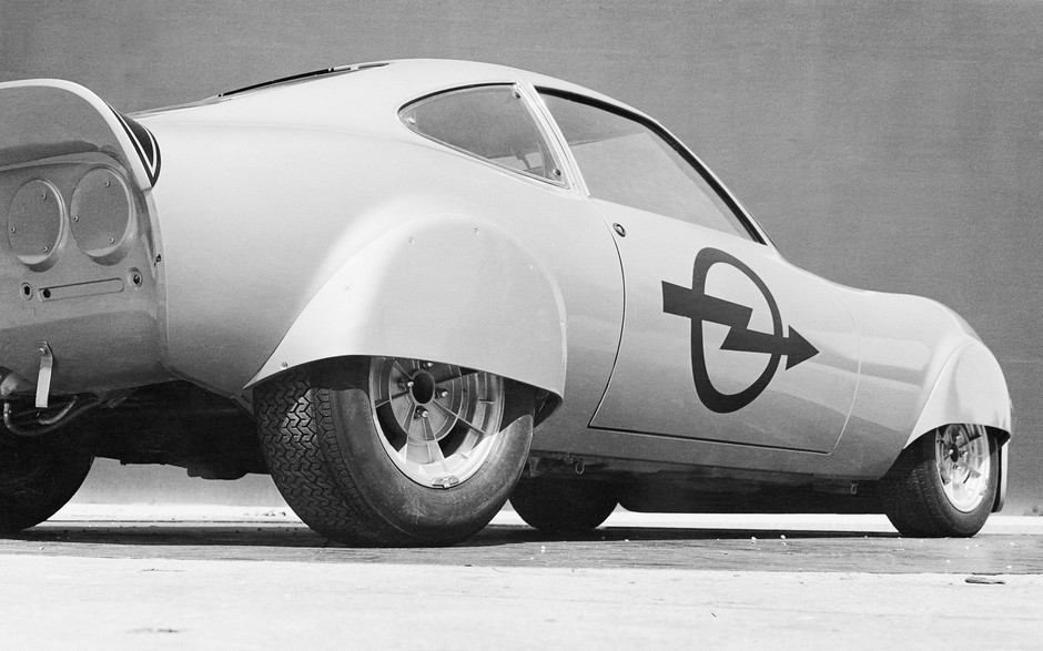 Opel GT w wersji elektrycznej – 50-lecie rekordów