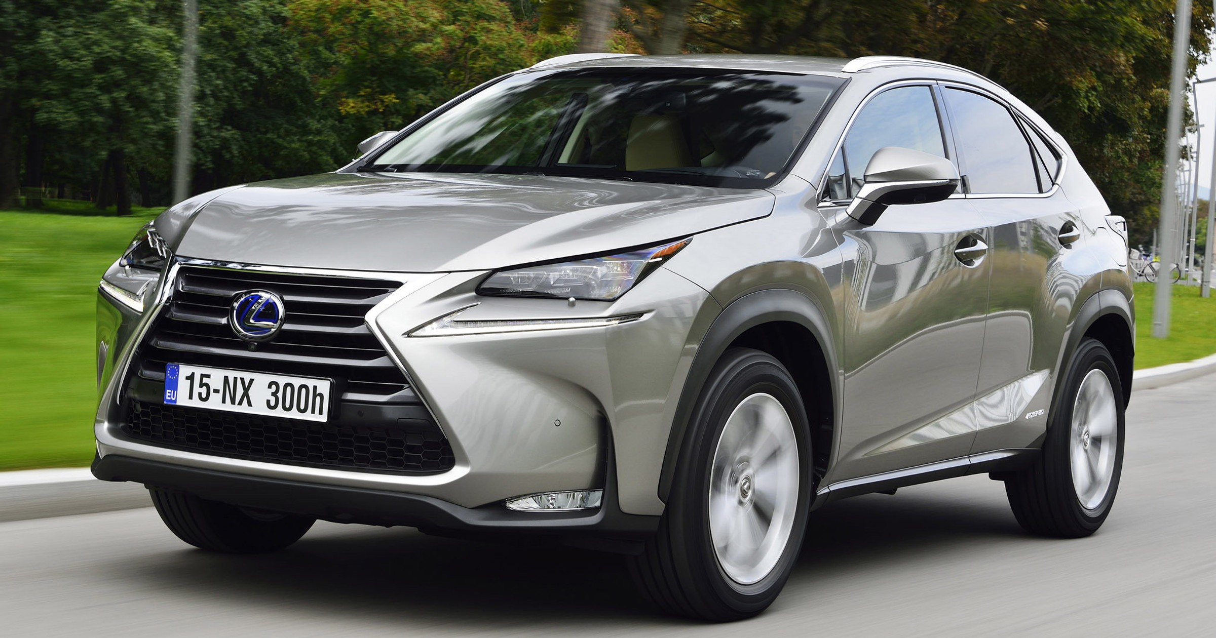 Lexus NX 300h