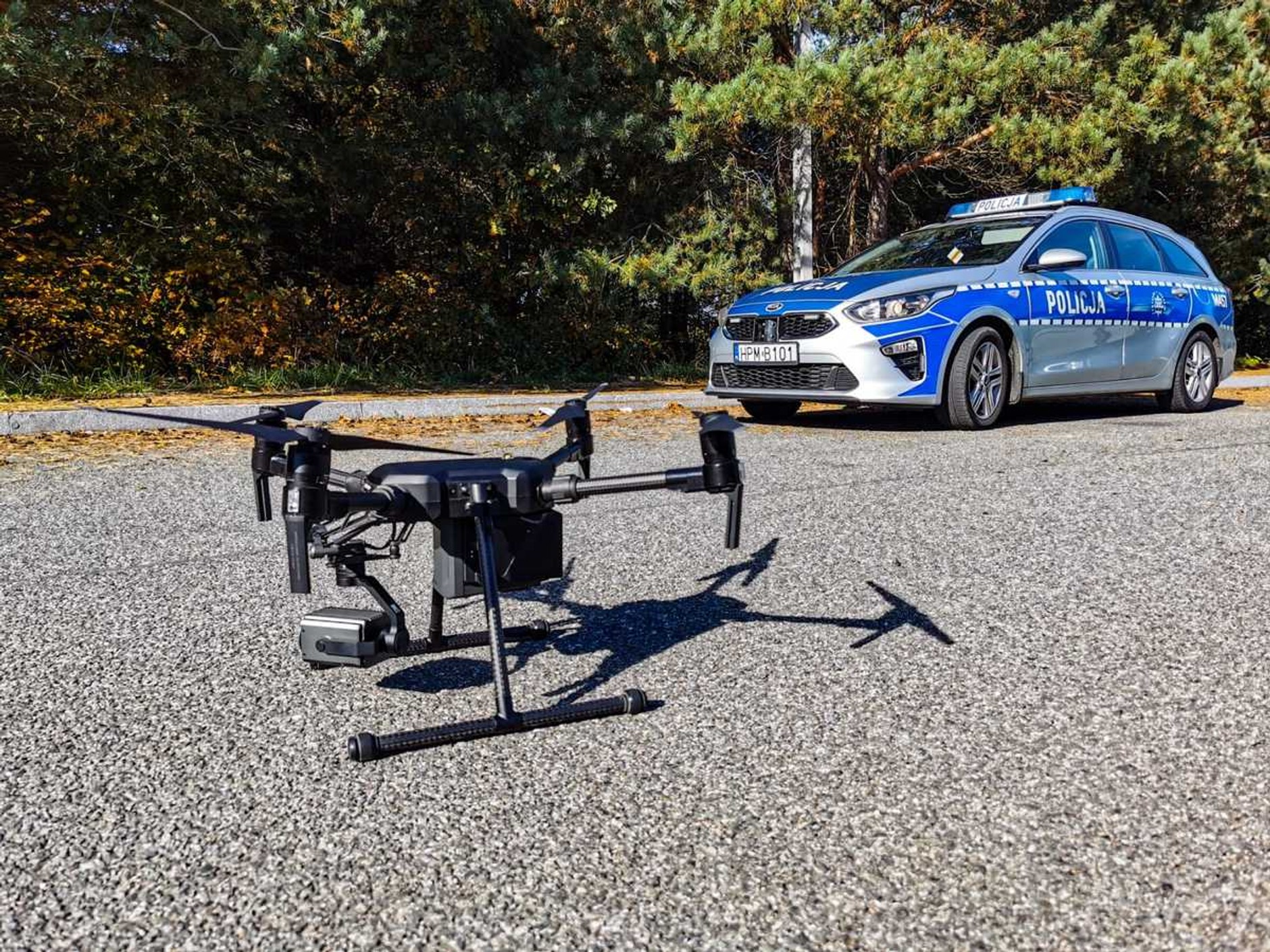 Podlascy policjanci przeprowadzili akcję, podczas której kontrolowali zachowania kierowców w rejonie przejazdów kolejowych