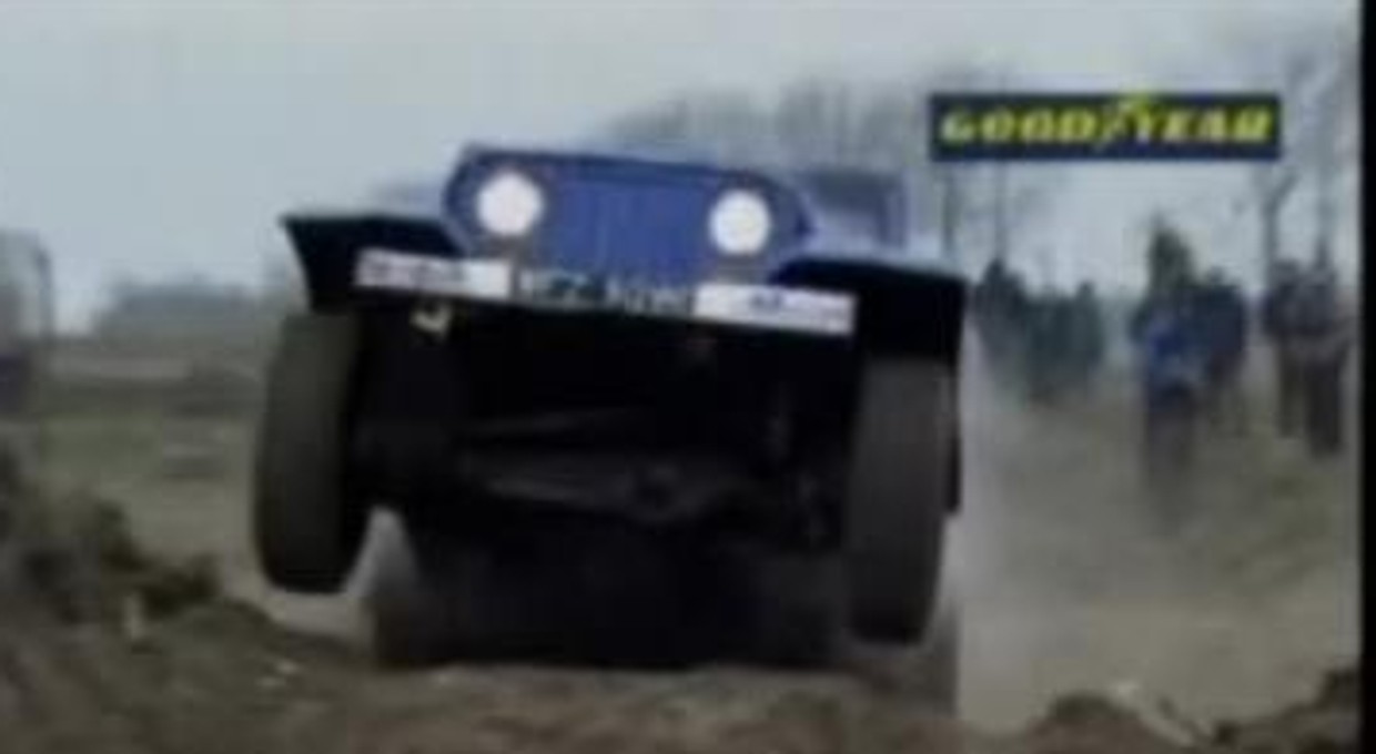 Szkoła jazdy 4x4 - uczymy jak jeździć w terenie