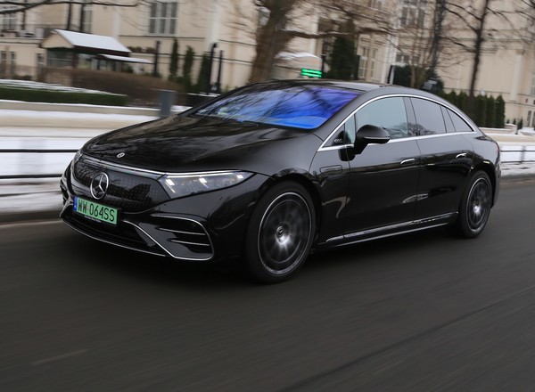 Mercedes EQS 580 4MATIC – kapitan planeta