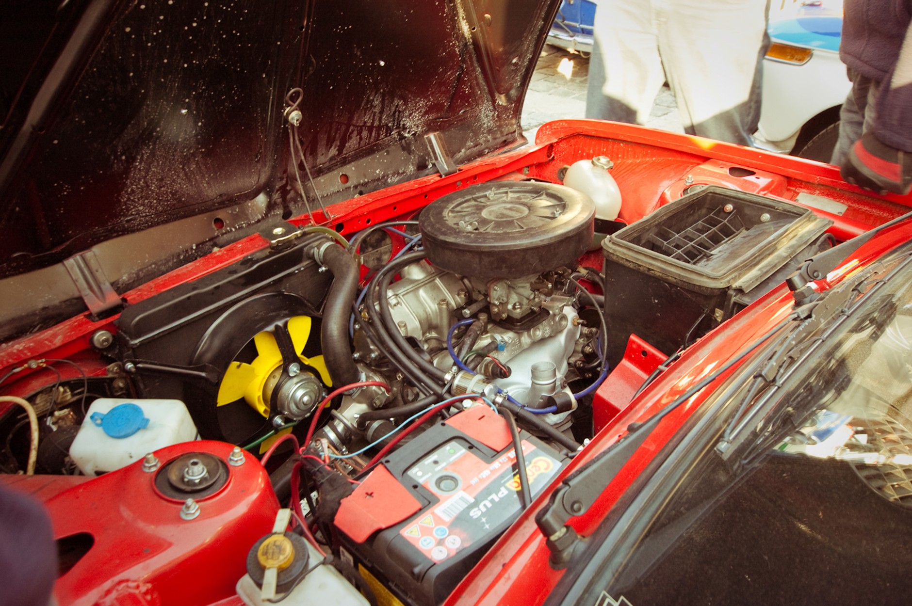 Monte Carlo 2012: Zabytkowe rajdówki na Placu Teatralnym