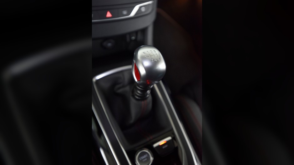 Hyundai i30 N kontra Peugeot 308 GTI - takie powinno być GTI