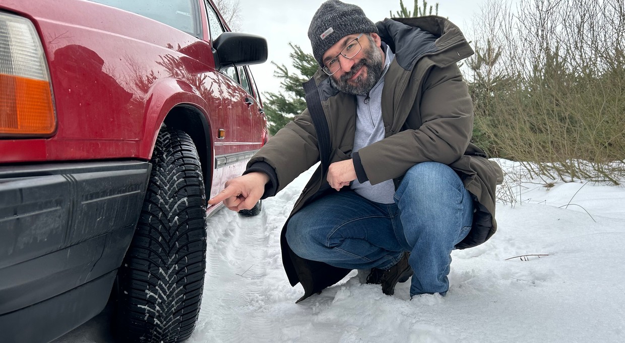 Śniegu po kostki, a ja na oponach całorocznych. Czy to się mogło udać?