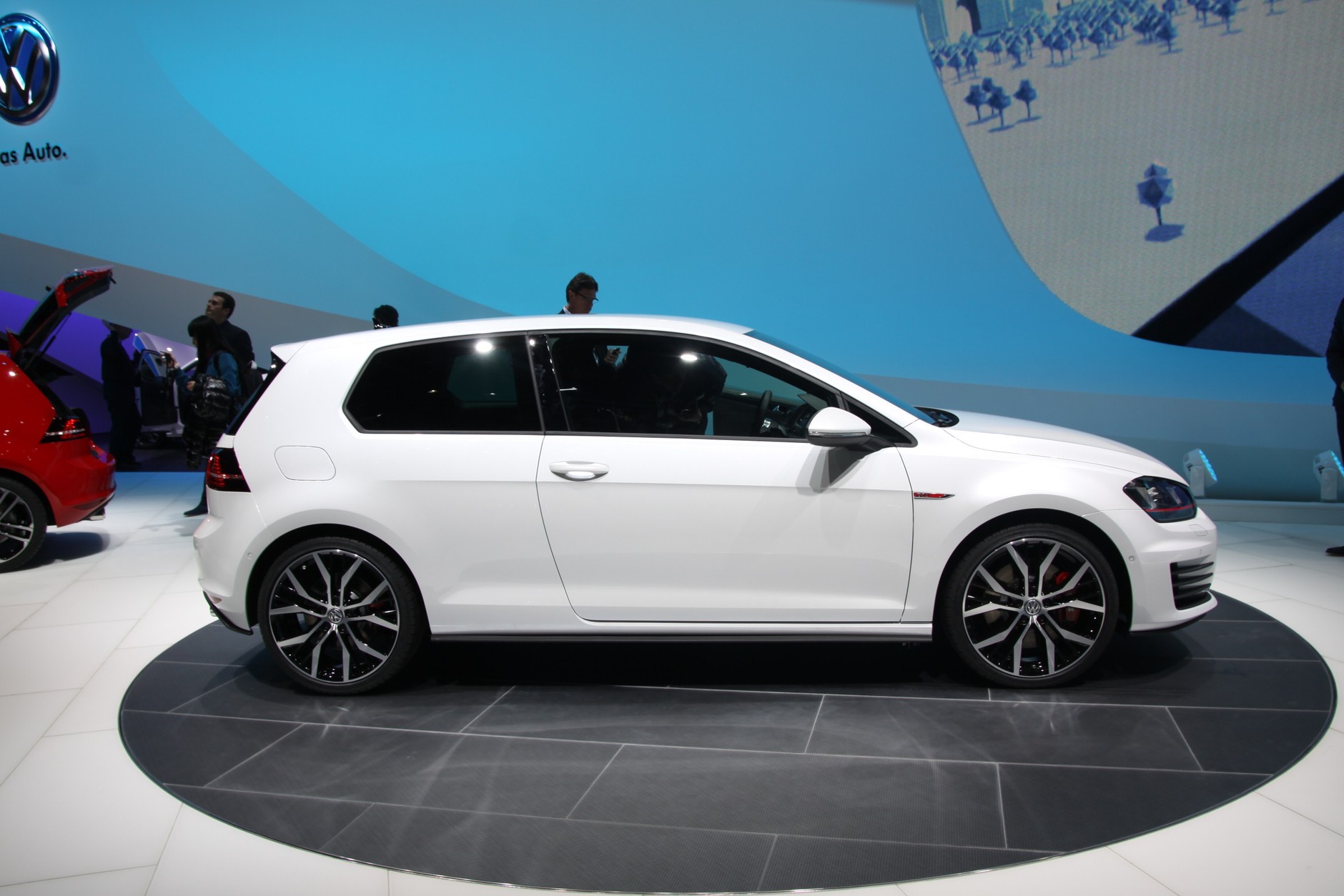Volkswagen Golf GTI (Genewa 2013)