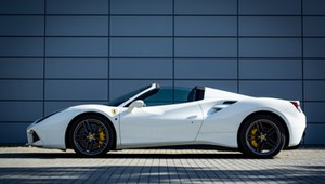 Ferrari Roberta Lewandowskiego na sprzedaż. Każdy może licytować