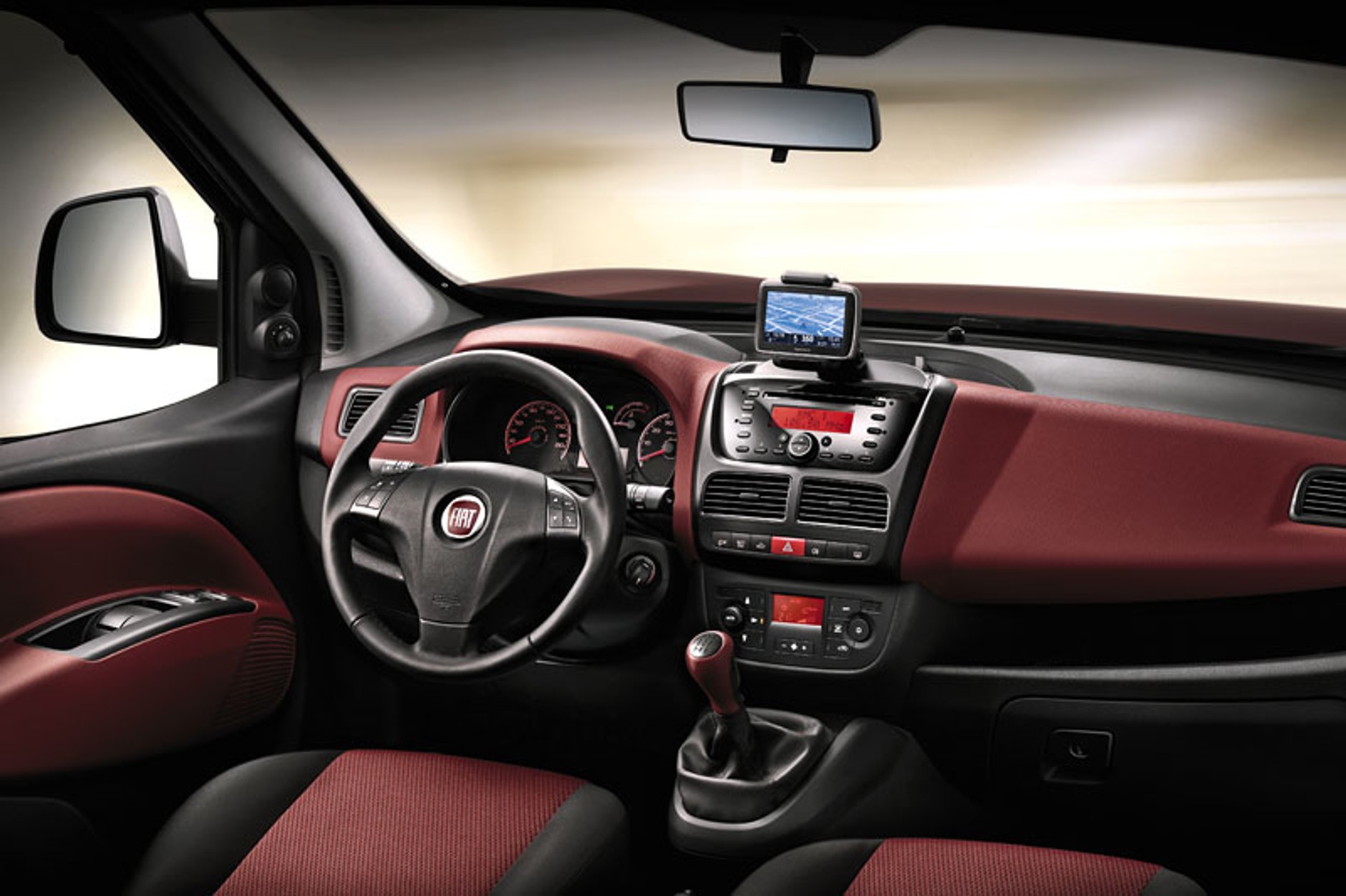 Fiat Doblo: dane techniczne i nowe zdjęcia