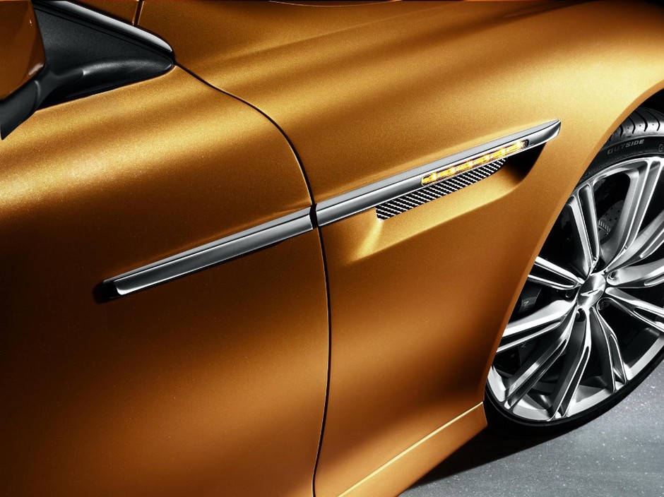 Aston Martin Virage powraca
