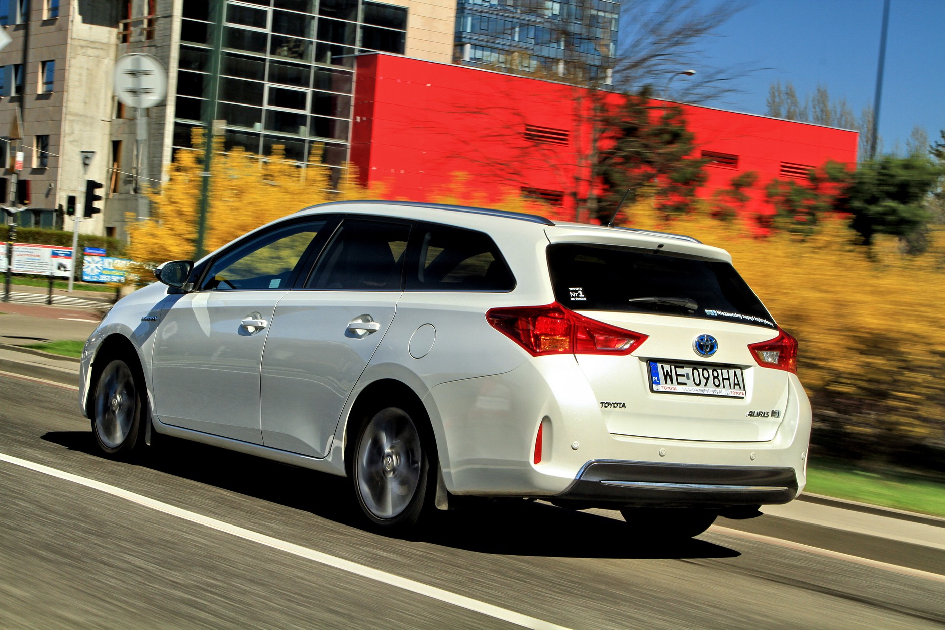 Toyota Auris Hybrid