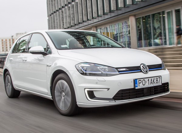 Volkswagen e-Golf - jak skubnąć Niemca na kasę? | TEST