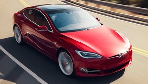 Jego Tesla Model S ma już prawie 2 mln km przebiegu. Co z akumulatorem?