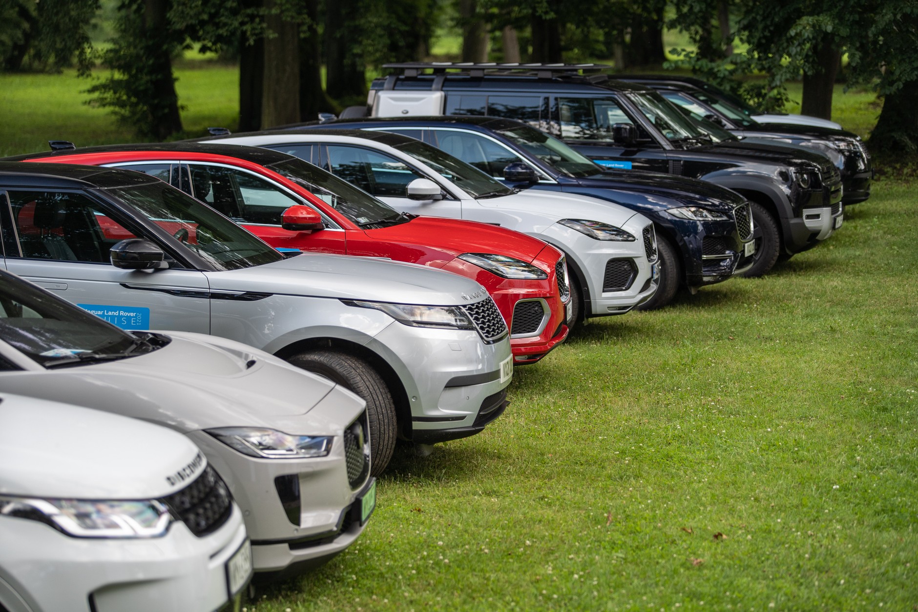 Jaguar Land Rover Cruise 2021