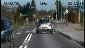 Jechał 163 km/h w terenie zabudowanym i nie słyszał, że policjanci chcą go zatrzymać