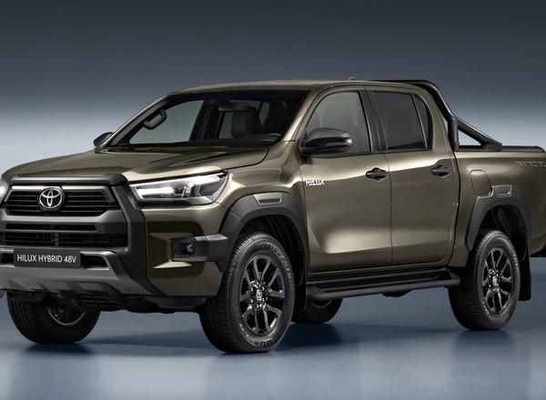 Twarda, choć miękka. Czegoś takiego Toyota Hilux jeszcze nie miała