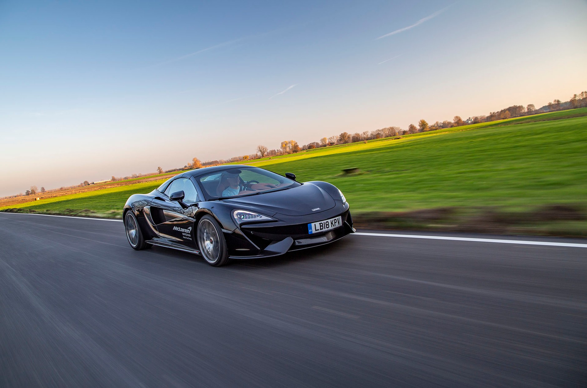 McLaren 570S Spider - moc pod kontrolą