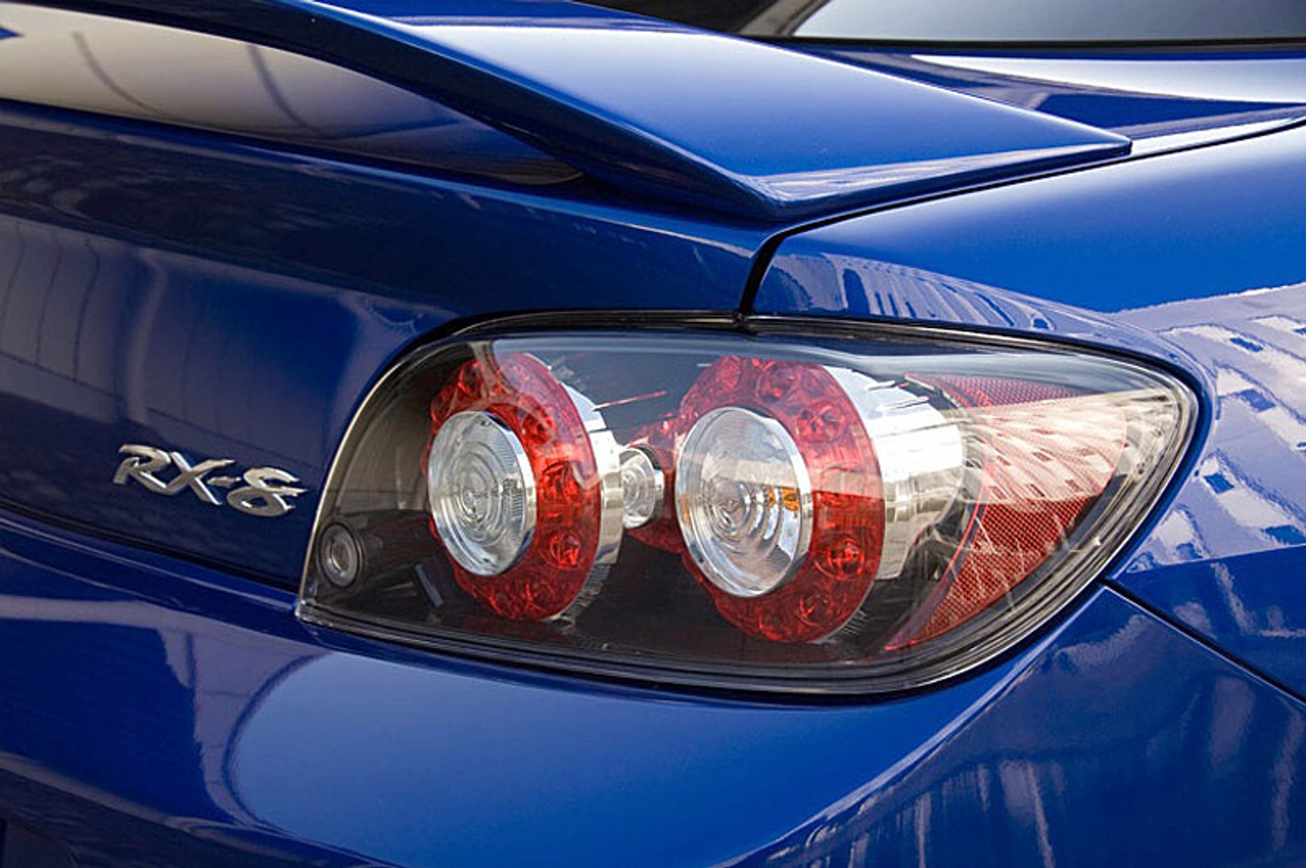 Mazda RX-8 RS: przedwczesna premiera odmłodzonego coupe