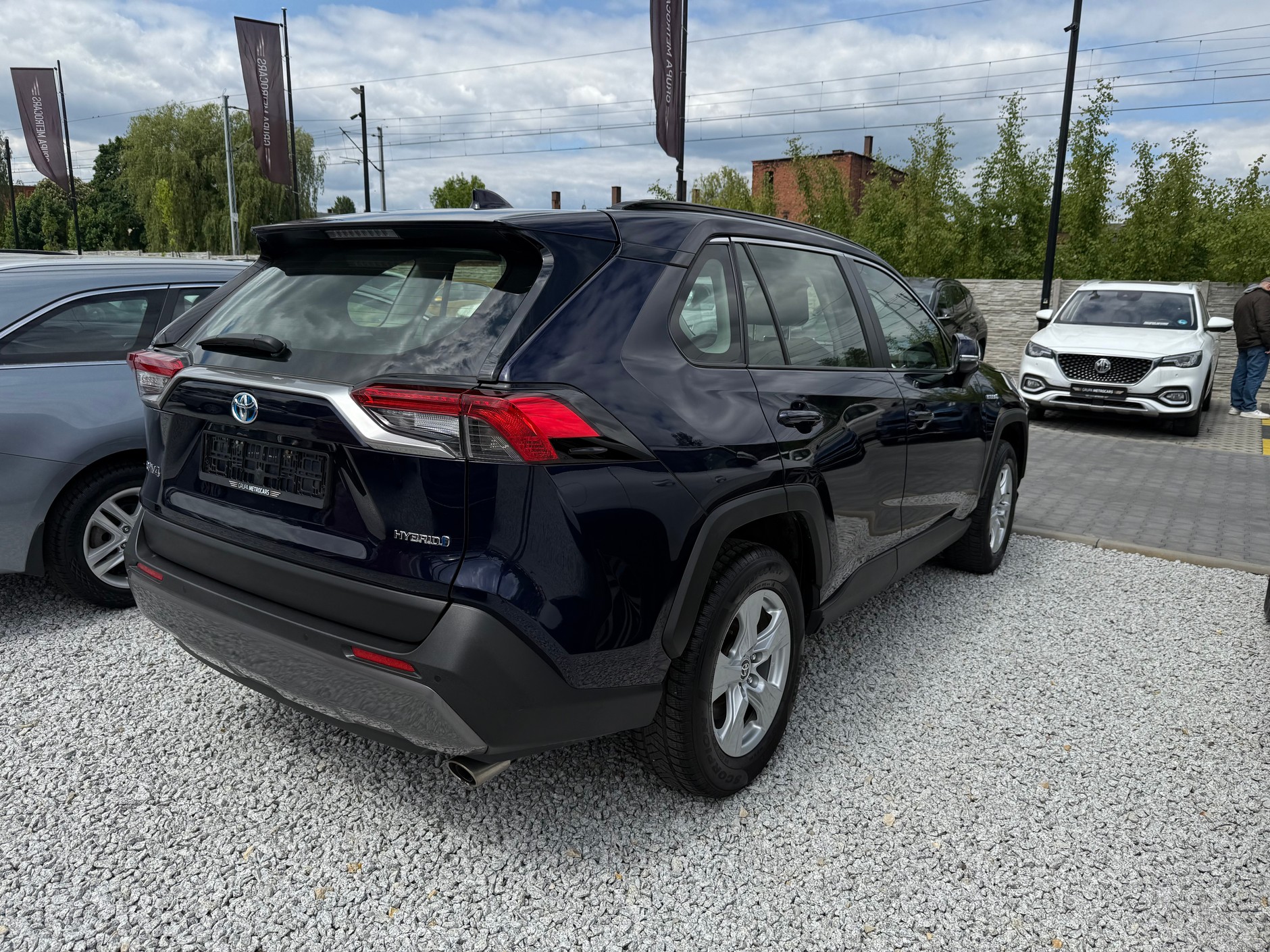 Toyota RAV4 z 2020 r. wyceniona na 119 tys. 900 zł